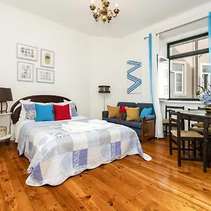 Retro M2 R4 - Lovely Double With Shared Bathroom Affittacamere